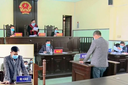 Quang cảnh phiên tòa .