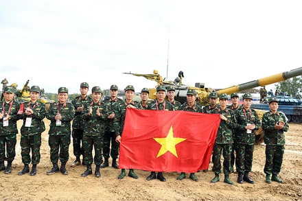 Kíp xe số 2 thi đấu tốt, Đội tuyển Xe tăng QĐND Việt Nam tạm xếp thứ 2 sau hai lượt vòng loại. Ảnh: QĐND