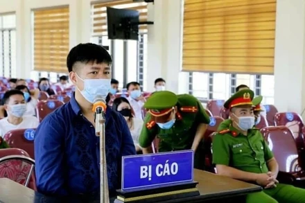 Bị cáo Hồ Trung Dũng tại phiên tòa.