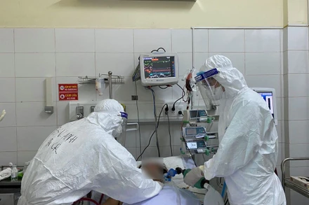 Công bố 13 ca Đà Nẵng, một ca Hà Nội mắc Covid-19