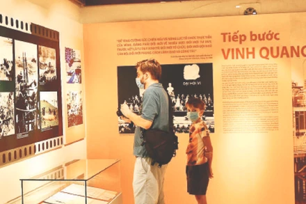 Những kỷ vật đặc biệt gắn liền với mùa thu lịch sử