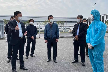 Bí thư Tỉnh uỷ Hải Dương Phạm Xuân Thăng chỉ đạo công tác phòng, chống dịch Covid-19 tại huyện Cẩm Giàng