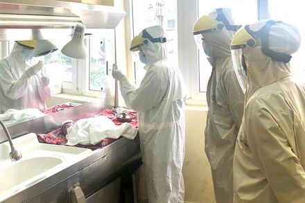 Sản phụ thứ 3 sinh con an toàn trong khu cách ly tại Hạ Long