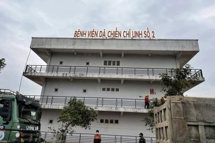 Bệnh viện dã chiến thứ hai ở TP Chí Linh.