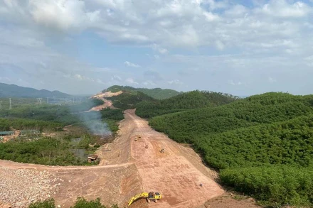 Ra quân thi công dự án cao tốc Cam Lộ - La Sơn