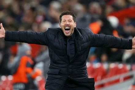 Diego Simeone vẫn còn nguyên khát khao sau 10 năm gắn bó với Atletico. (Ảnh: Getty Images)