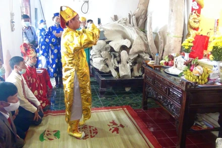 Nghi thức tế Thần Ngư trong Lễ hội cầu ngư Cảnh Dương.