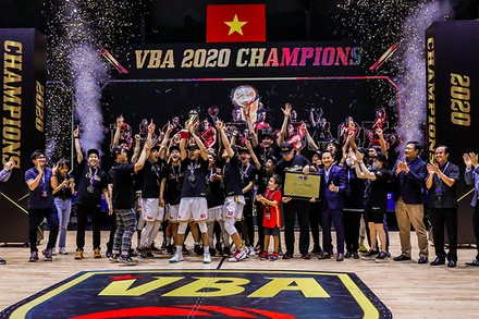 CLB Saigon Heat ăn mừng chức vô địch VBA 2020.