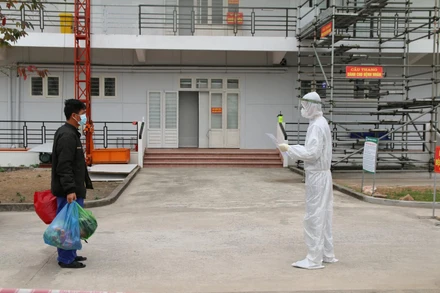 Bệnh nhân Covid-19 đầu tiên được tiếp nhận tại Bệnh viện Dã chiến số 3.