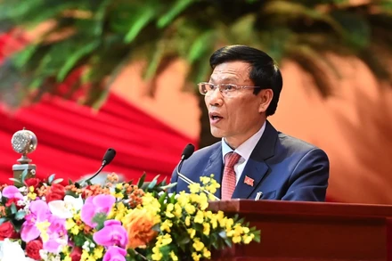 Bộ trưởng Văn hóa, Thể thao và Du lịch Nguyễn Ngọc Thiện trình bày tham luận tại Đại hội.