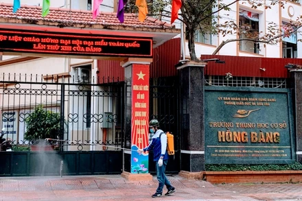 Học sinh các trường học trên địa bàn Hải Phòng vẫn chưa thể đến trường do dịch Covid-19.