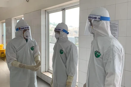 Phát hiện thêm 18 ca Covid-19 tại Hải Dương và Quảng Ninh