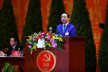 Bộ trưởng Tài nguyên và Môi trường Trần Hồng Hà trình bày tham luận. (ẢNH: ANH TUẤN - DUY LINH)