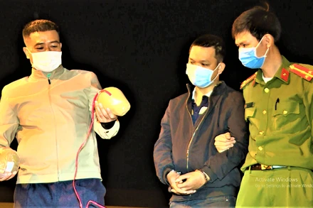 Đối tượng Trần Mai Toàn bị Công an huyện Ea H’leo bắt giữ.