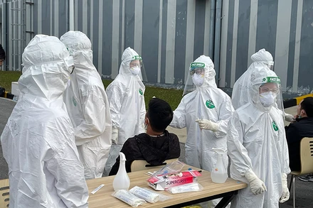 Hải Dương đang tổ chức lấy mẫu xét nghiệm Sars-CoV2 trên diện rộng.