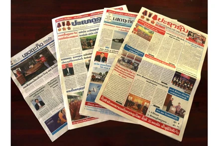 Báo chí Lào, ngày 3-2, đồng loạt đưa nhiều tin, bài nhân dịp kỷ niệm 91 năm Ngày thành lập Đảng Cộng sản Việt Nam và Đại hội Đảng lần thứ XIII.