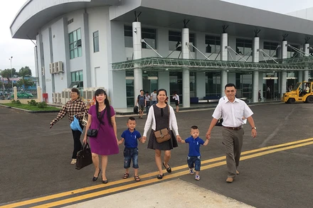 Ảnh minh họa: Hành khách tại Cảng hàng không PleiKu khi dịch chưa bùng phát.