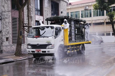 Lực lượng bộ đội hoá học đóng góp tích cực trên mặt trận phòng chống dịch Covid-19.