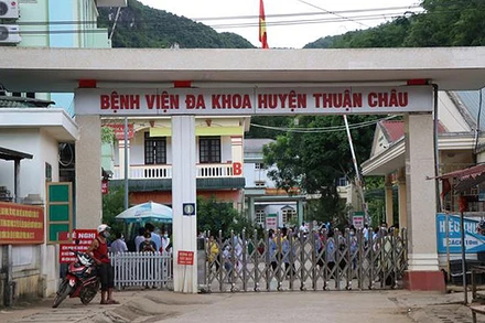 -	Bệnh viện đa khoa huyện Thuận Châu nơi có bệnh nhân nghi mắc Covid-19 đã thực hiện giãn cách theo Chỉ thị 16 của Thủ tướng Chính phủ.