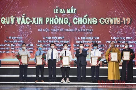 Lễ ra mắt Quỹ vaccine phòng chống COVID-19. Ảnh: TRẦN HẢI.