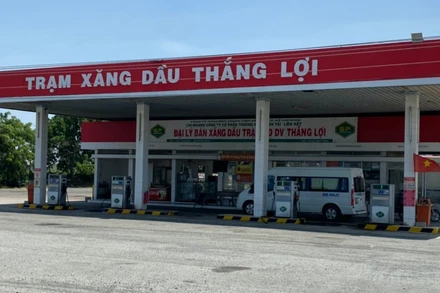 Trạm xăng dầu Thắng Lợi, tại Km 1623 +900 xã Chí Công, huyện Tuy Phong.