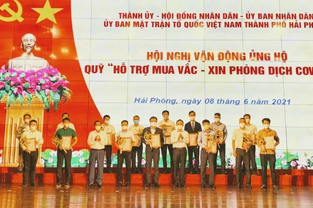 Quang cảnh hội nghị.