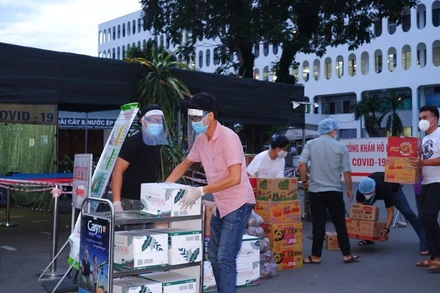 22 nhân viên Bệnh viện Bệnh Nhiệt đới TP Hồ Chí Minh nghi mắc Covid-19