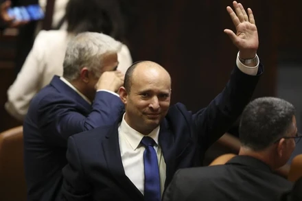 Thủ tướng Naftali Bennett trong phiên họp của Knesset tại Jerusalem, ngày 13-6. (Ảnh: AP)
