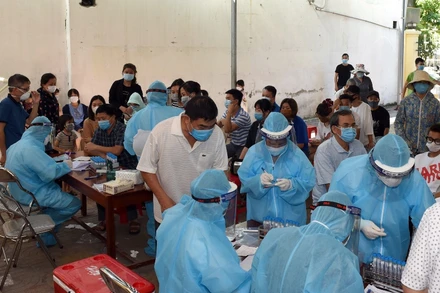 Tiến hành test nhanh toàn bộ TP Vinh.