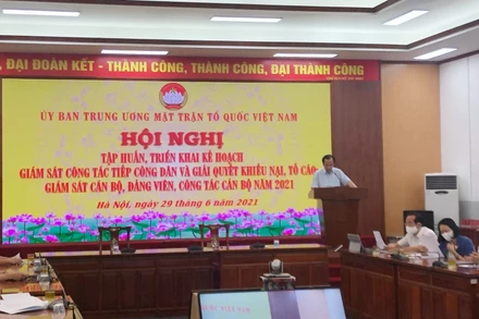 Quang cảnh Hội nghị trực tuyến.