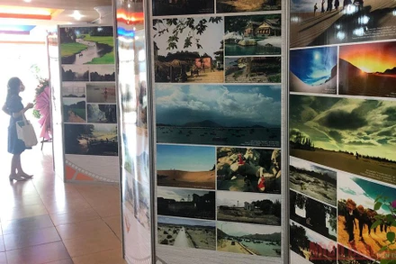 Khai mạc triển lãm "Di sản tư liệu hình ảnh động trong quảng bá du lịch Việt Nam"