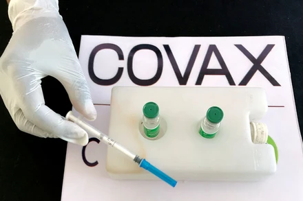 75% trong số khoảng 80 triệu liều vaccine sẽ được phân bổ thông qua cơ chế COVAX. (Ảnh: Reuters)