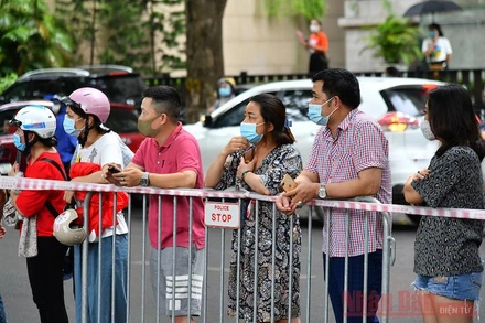 Kỳ thi tuyển sinh vào lớp 10 của Hà Nội diễn ra trong bối cảnh công tác phòng chống dịch Covid-19 tăng cường nghiêm ngặt. Ảnh: THUỶ NGUYÊN