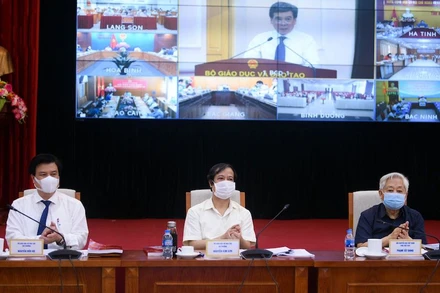 Hội nghị trực tuyến về xây dựng xã hội học tập sáng 18-6