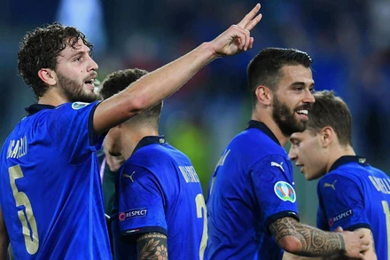 Italy không chỉ xuất sắc trong tấn công mà còn chắc chắn khi phòng thủ. (Ảnh: SportTimes)