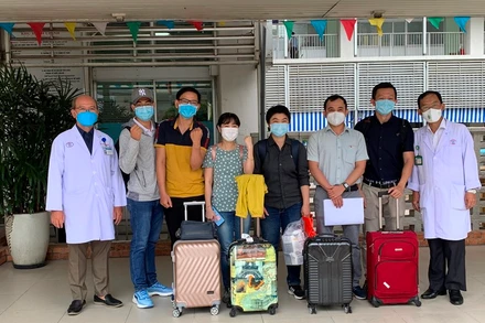 Đội phản ứng nhanh Bệnh viện Chợ Rẫy lên đường hỗ trợ Bệnh viện điều trị Covid-19 Củ Chi. (Ảnh: Bệnh viện cung cấp)