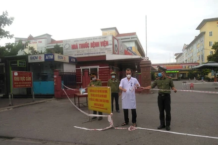 Từ 6 giờ sáng nay, 9-6, Bệnh viện đa khoa Hà Tĩnh đã hoạt động trở lại.