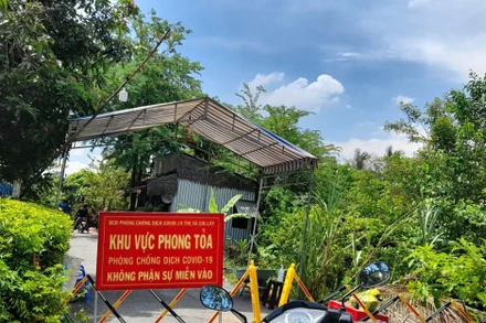 Sau khi dịch Covid-19 bùng phát, thị xã Cai Lậy đã quyết định phong tỏa toàn bộ xã Mỹ Hạnh Đông.