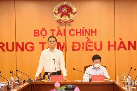 Đồng chí Trần Tuấn Anh, Ủy viên Bộ chính trị, Trưởng Ban Kinh tế Trung ương, Phó Trưởng Ban Thường trực Ban chỉ đạo phát biểu tại buổi làm việc.