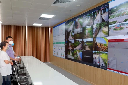 Lực lượng công nghệ hoạt động 24/7 phục vụ phòng chống dịch COVID-19 do Bộ Thông tin và Truyền thông thành lập, có tên gọi là Trung tâm công nghệ phòng, chống dịch Covid-19 quốc gia. Ảnh: TTXVN.