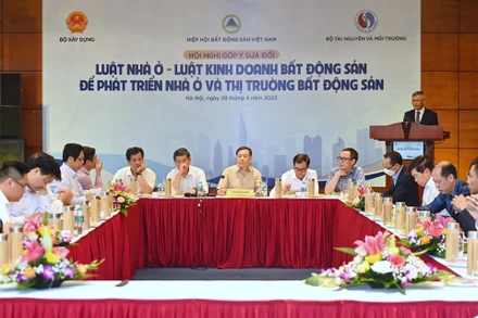 Toàn cảnh hội nghị.