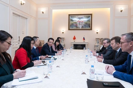 Quang cảnh cuộc gặp làm việc. Ảnh: Thanh Thể