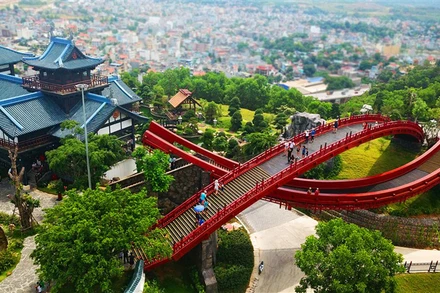 Sun World Halong Complex đón khách trở lại trải nghiệm Cáp treo Nữ Hoàng