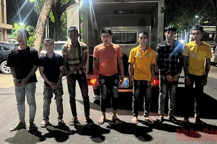 7 đối tượng bị bắt giữ tại tỉnh Gia Lai được di lý về tỉnh Đồng Nai.