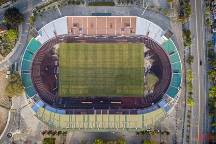 Sân vận động Việt Trì (Phú Thọ) gần như được cải tạo, sửa chữa hoàn tất để chuẩn bị cho môn bóng đá nam tại SEA Games 31. (Ảnh: THÀNH ĐẠT)