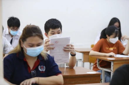 Kỳ thi tuyển sinh vào lớp 10 tại Hà Nội sẽ được tổ chức vào các ngày 18 đến 20/6. (ẢNH: SƠN BÁCH)