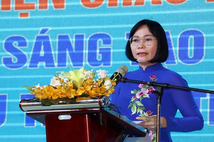 Phó Chủ tịch UBND tỉnh Đồng Nai Nguyễn Thị Hoàng phát biểu tại lễ khai mạc. 