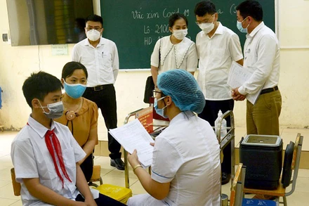 Tiêm vaccine phòng Covid-19 cho trẻ từ 5 tuổi đến dưới 12 tuổi tại Hà Nội. Ảnh: NGUYÊN TRANG