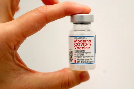 Vaccine ngừa Covid-19 của Moderna. (Ảnh: Reuters)