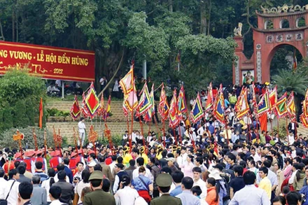 Nhân dân cả nước hướng về lễ Giỗ Tổ Hùng Vương